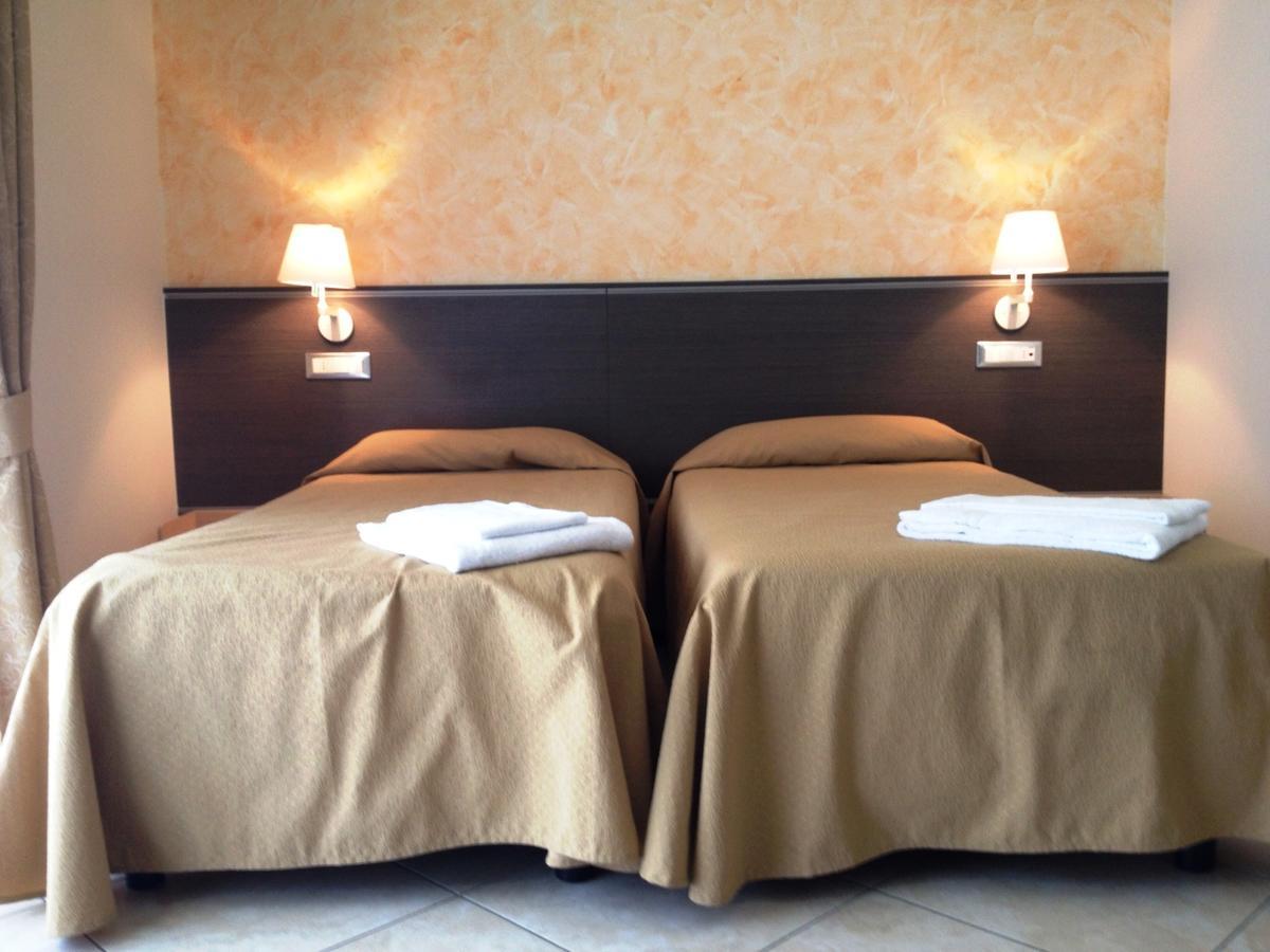 Hotel Lumin Cremia Eksteriør billede